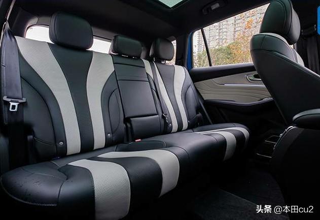 荣威新能源车，最近想入手荣威RX5 eMAX，请问这车有什么亮眼的配置吗？