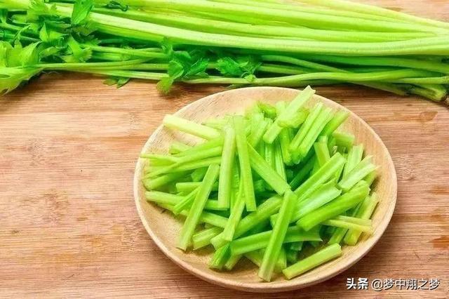 汽巴:芹菜可以施大量的硼肥吗？