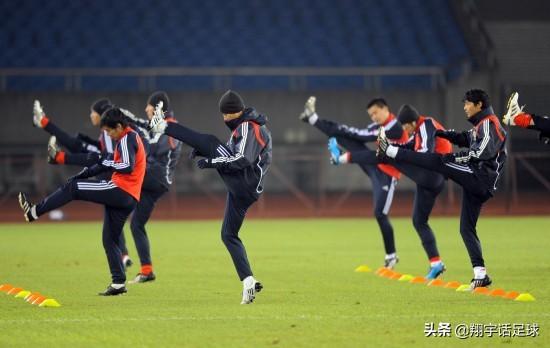 足球赛前热身:足球赛前热身运动
