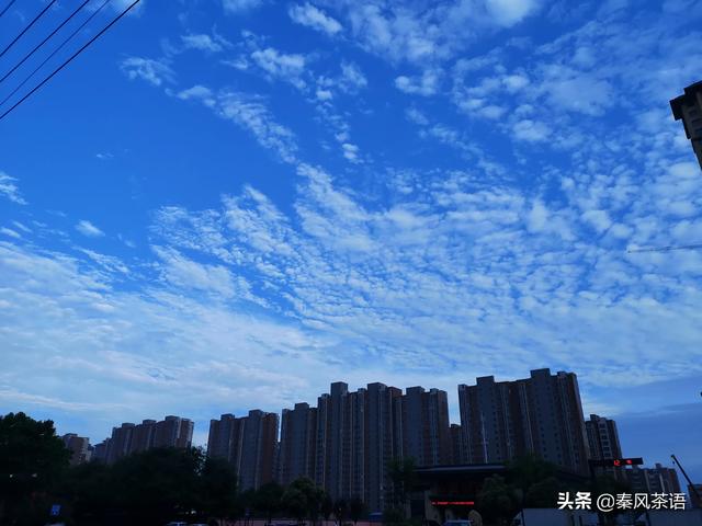 跟朋友合伙后因自己原因撤退,朋友背后到处污蔑我害她,如何应对？