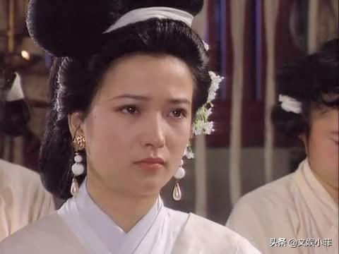 薛宝钗扮演者:如何评价在老版《红楼梦》中，贾环、薛宝琴、李纨的扮演者