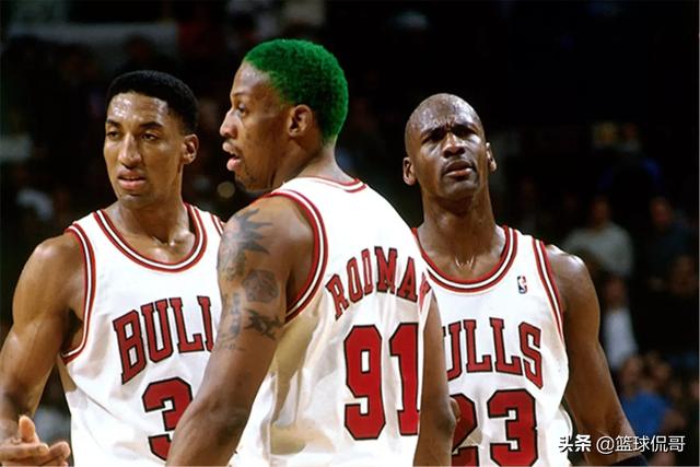 大虫罗德曼当年在公牛队场均只有5分，他为什么能和当年的乔丹皮蓬并称为三巨头？插图43