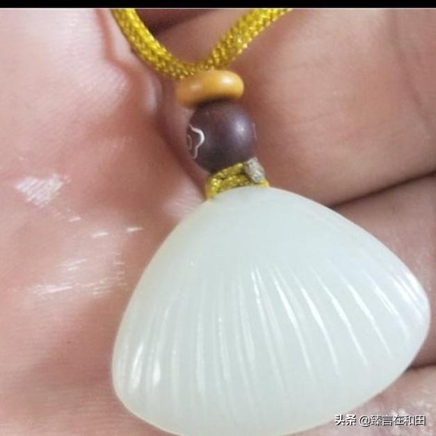 女人和田玉戴什么图案好,送礼送和田玉合适吗？有哪些礼物值得推荐？