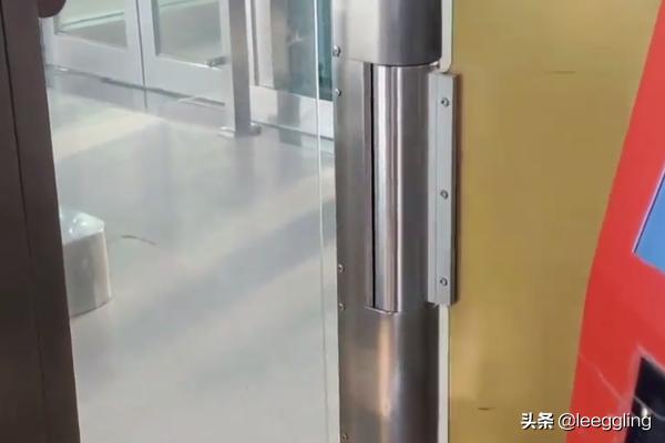 高铁怎么取票,高铁电子客票怎么取纸质车票？