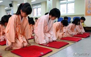 谢娜下跪道歉:韩国人为什么总是喜欢跪地道歉？