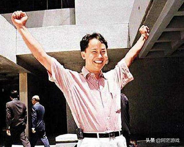 张子强死后，其妻携20亿逃往美国，成最大赢家，如今现状如何？