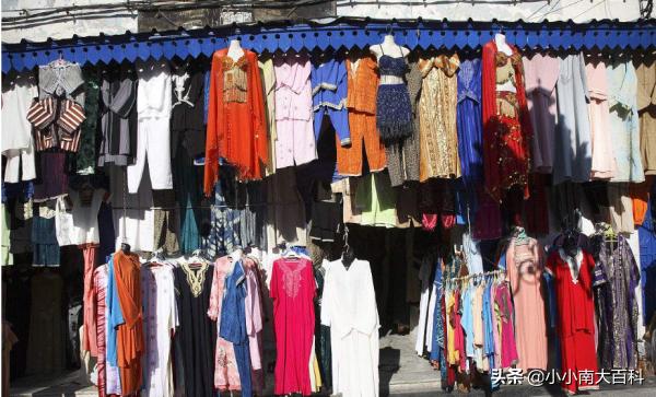 广东最大服装批发市场在哪，广州哪里的衣服比较潮流？