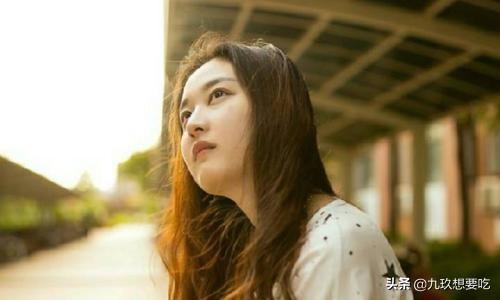灵异事件女主播镜子回头:（恐怖女主播）小说结局。女主和谁在一起了？