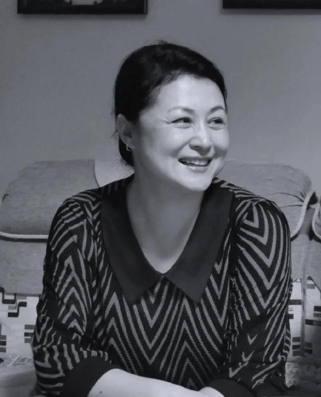 何鸿燊将7月出殡:葬礼不让拍、头七不举办，5亿身家的于月仙，后事是否过于低调？