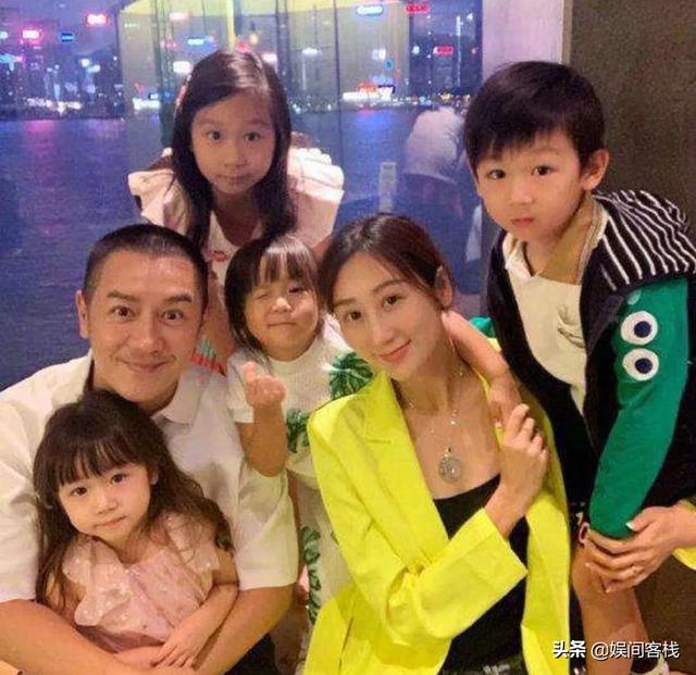 魔爪狼吻:5年剖腹产4次的明星蒋丽莎，学外国妈妈不坐月子，现在怎样了？