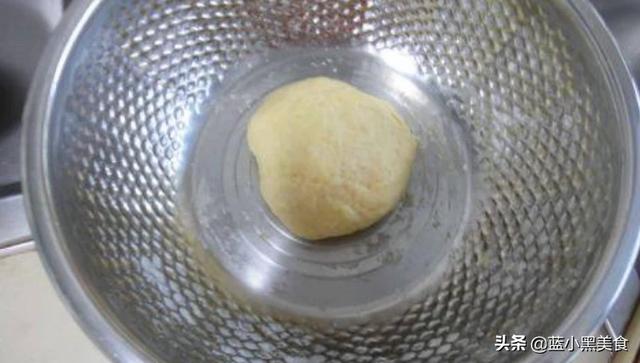 麻酱饼的做法,红糖麻酱饼要发面吗？怎么做好？