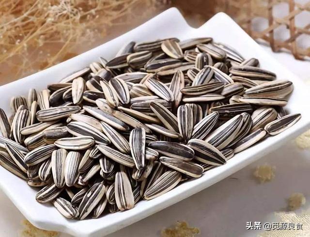 头条问答 老年人吃葵花籽有哪些好处 29个回答