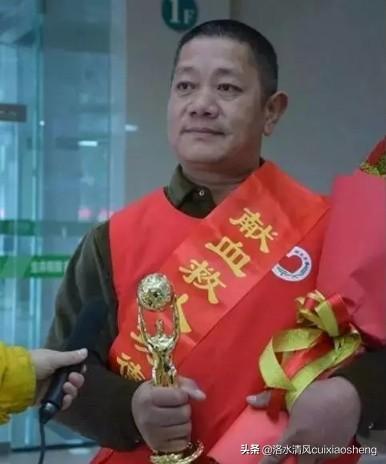 湖北"献血大王"汪炎平去世，无偿献血这事心里角度怎么看？
