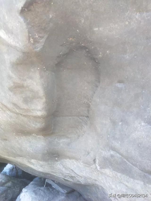 天宝石是什么石头,什么是有机宝石和无机宝石？