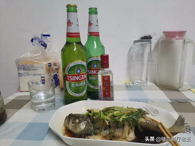 廉价啤酒配料表都有什么，为什么很多啤酒的价格比矿泉水还便宜，制造啤酒不需要成本吗