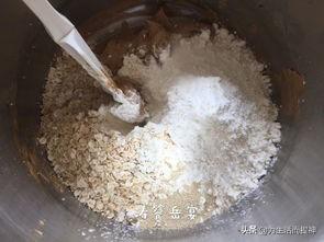 做馒头时白砂糖和盐一起放吗，做馒头时白砂糖和盐一起放吗？