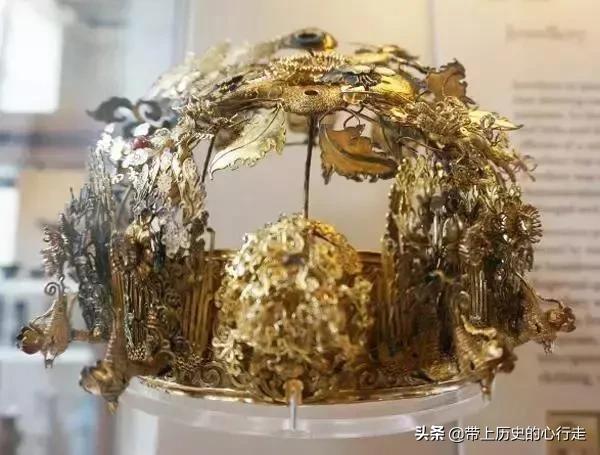 清东陵15座陵寝全被盗，但孙殿英只盗了其中2座，余下13座是被谁盗的？怎么盗的？