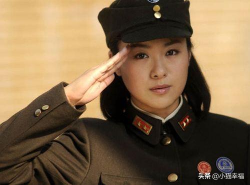 巩新亮低胸:有没有哪个女明星刚出道很美，但很快就长老长残了的？