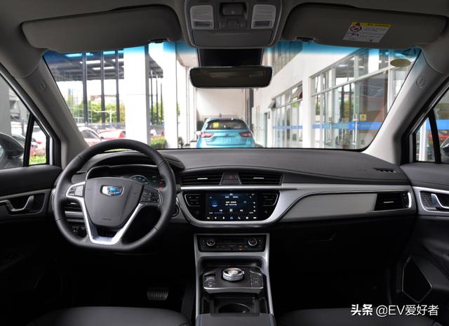 荣威e50纯电动汽车，目前国内生产的纯电动汽车哪个厂家的行程相对上最长，质量好？