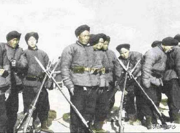 本视频由西摩犬舍转自国外:1900年的清兵装备还是冷兵器吗？