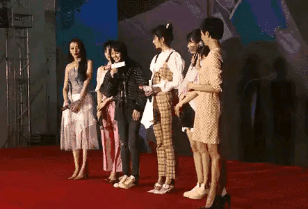 郑爽的嘴:郑爽事件在娱乐圈绝不是前无古人后无来者，为什么被列为典型了？