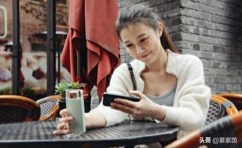 上大二的女儿除了上课,其他时间就是看手机,这怎么能有未来？
