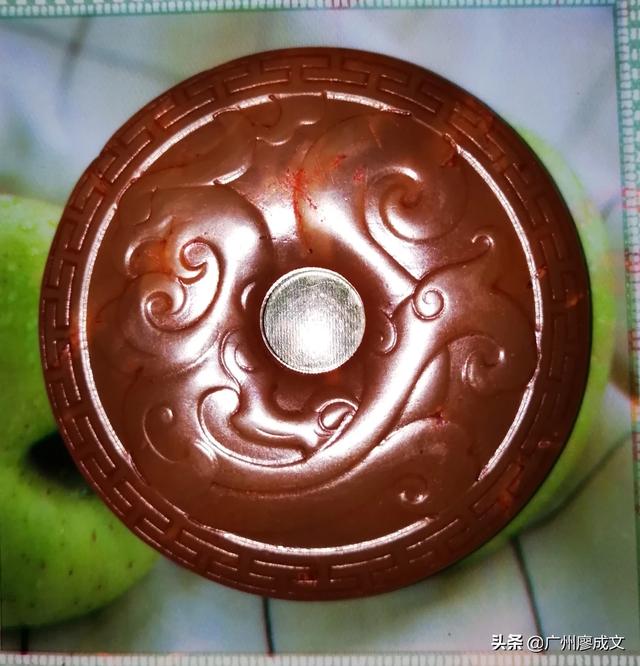 如何看一块玉值不值钱,买了一块玉，大家看看是什么料值多少钱？