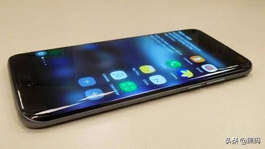 是谁开发出手机曲面屏这种“反人类设计”？你怎么看？插图59