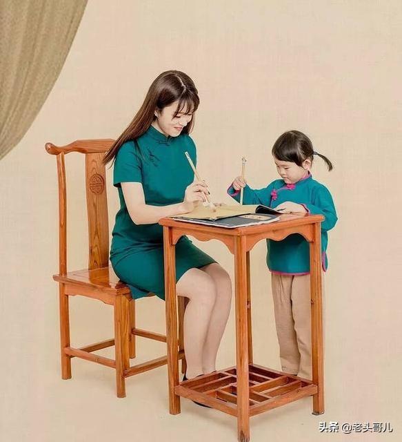 现任香港特首:现在都说女人地位提高了，真的假的？还是常见女人受气？