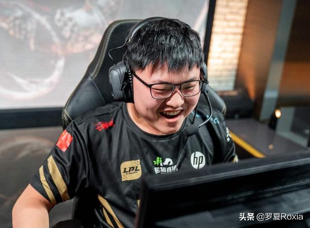 头条问答 - 德云色西卡:"uzi有1个英雄没人敢放,ig头铁不信邪,结果