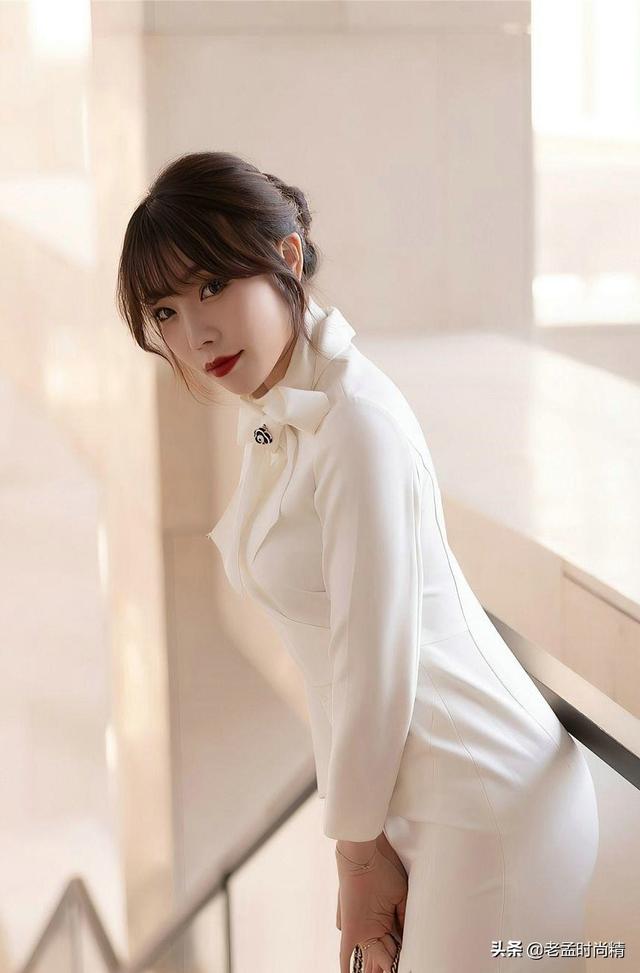 女生微信名简单优雅的<a href=https://maguai.com/list/68-0-0.html target=_blank class=infotextkey>学生</a>:在校女<a href=https://maguai.com/list/68-0-0.html target=_blank class=infotextkey>学生</a>如何才能穿搭低调又优雅呢