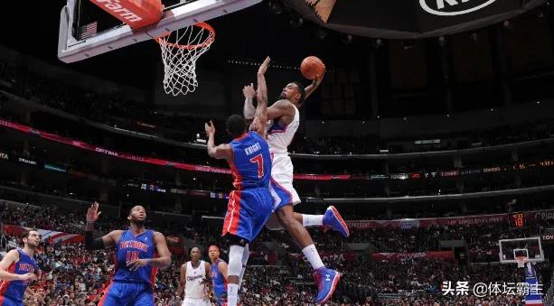 怀特塞德为什么叫白边:NBA中有没有哪位球员底薪加盟球队并且担任首发？
