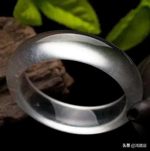 和田玉擦什么油保养,和田玉手镯有污垢怎么清洗？