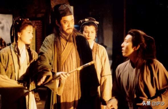 令狐冲武功:岳不群对令狐冲是不是真心的？他们之间的感情变化过程是怎样的？