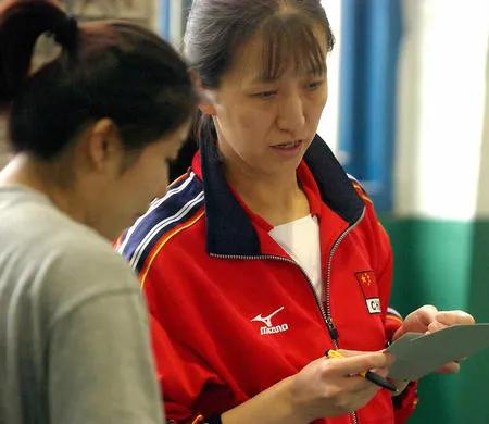 赖亚文为什么没有参加这次世锦赛？