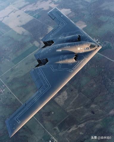 十大幽灵飞机，美军B2幽灵轰炸机属于几代机呢有什么特点