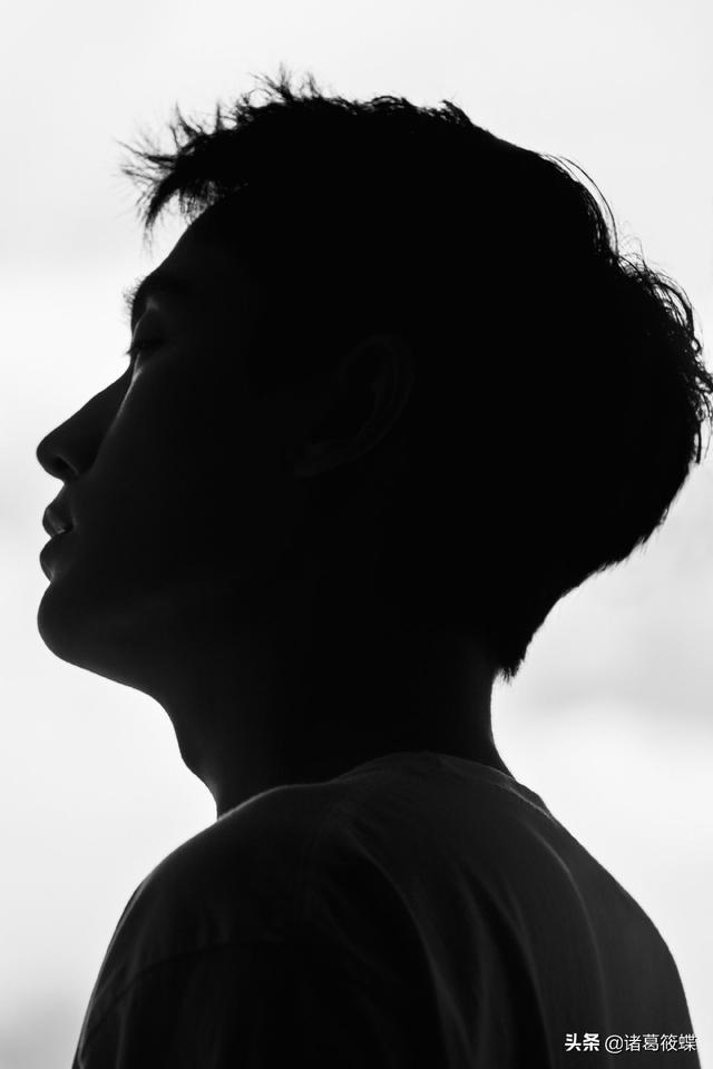 袁珊珊整容了吗:为什么感觉每个明星都被黑过为什么会有黑粉