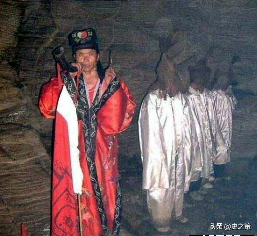 林正英拍片遇灵异事件:林正英电影中的茅山道术是不是真的？