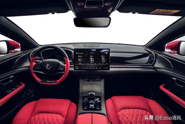 微信网名2020最新霸气:老外擦中国车被网友热议，自主品牌已经这么霸气了么？