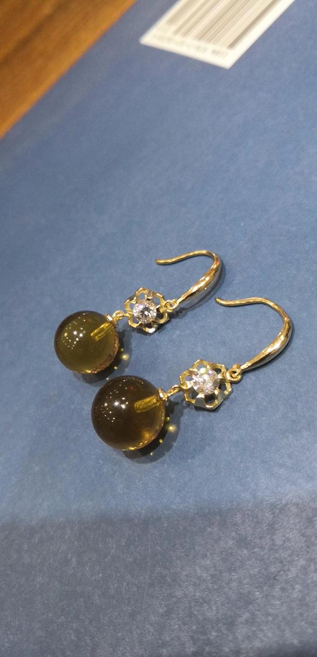 直播间买翡翠可靠吗,有和我一样买过假翡翠手镯的嘛？