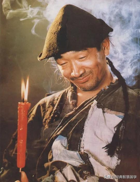 头条问答 - 鲁迅笔下阿q的精神胜利法和现实生活中羡慕嫉妒恨有何区别