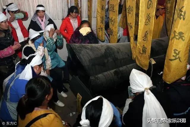 下葬后多久下雨是好的,农村丧礼习俗：八拜九叩有什么说法吗？