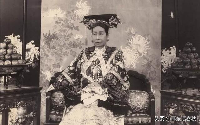 如果一个皇帝拥有太子胡亥太后慈禧皇后吕雉大内总管魏忠贤丞相秦桧