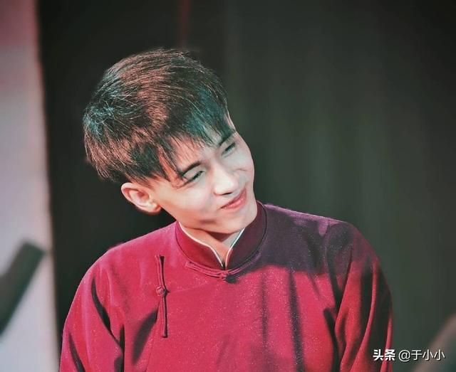 秦霄贤家世:秦霄贤还会在小剧场演出吗你怎么看