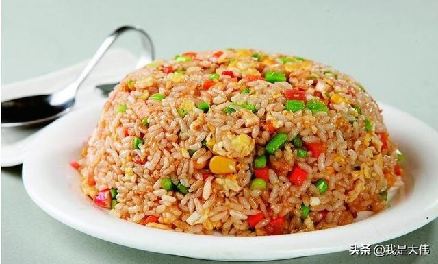 炒米饭好吃的8种做法，炒米饭有哪些种做法？最好吃的是哪种做法？