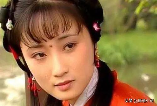 红楼梦原著,香菱作为薛蟠的妾,为什么和薛蟠几乎没有沟通,却和宝玉多次有交流？