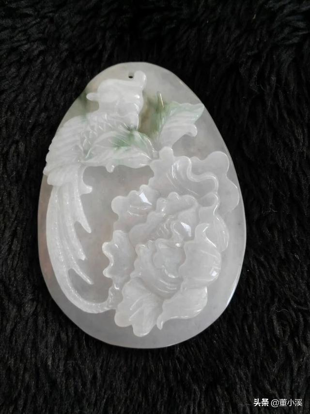 翡翠的雕刻工艺有哪些,如何从雕刻工艺上看玉雕作品好坏？