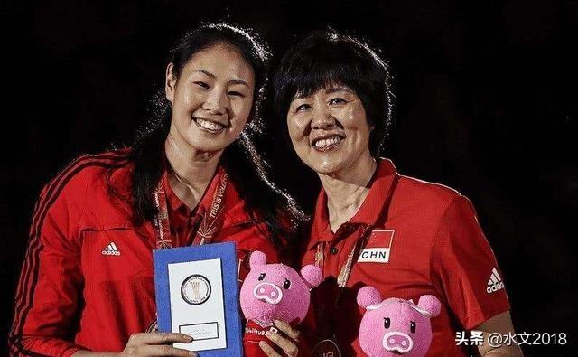 邱淑宜:刘晓彤被称为中国女排最稳替补，她有什么资本吗？