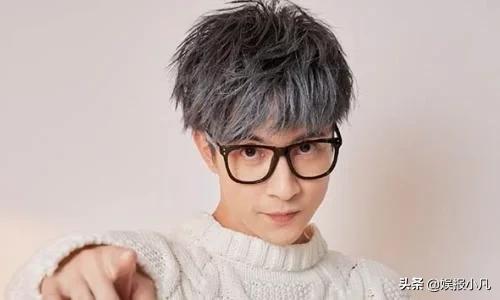 微博上那个坚挺先生还有下限吗:薛之谦拍摄台风摆拍视频是苦中作乐还是没有下限？