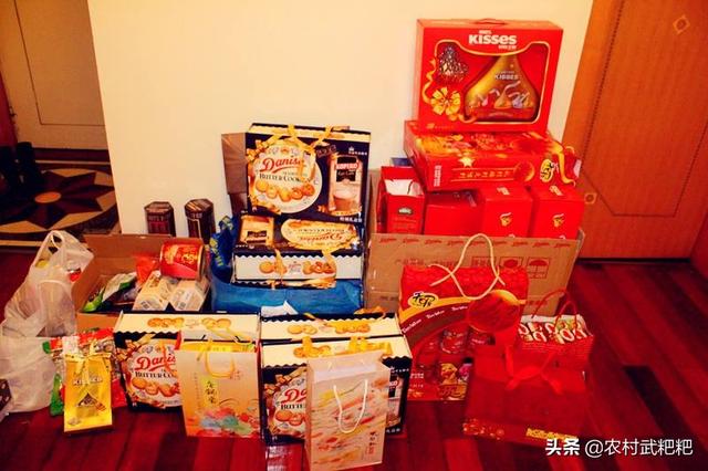 人穷的时候要少在家里,为什么有人说人穷要少走亲戚？